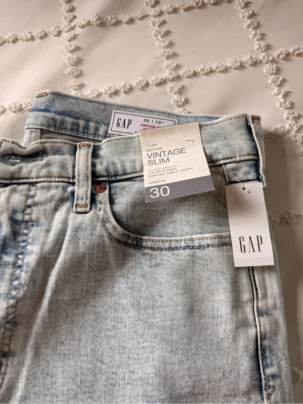 GAP Women's Light Wash Vintage Slim High-Rise Jeans 30 10 Tall NEW - Picture 2 of 6
